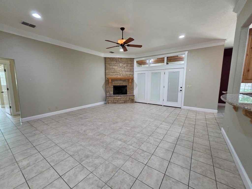 2150 Hedgestone - Photo 3 of 22