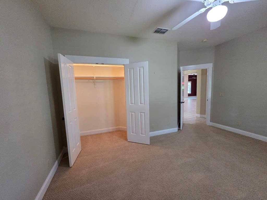 2150 Hedgestone - Photo 7 of 22
