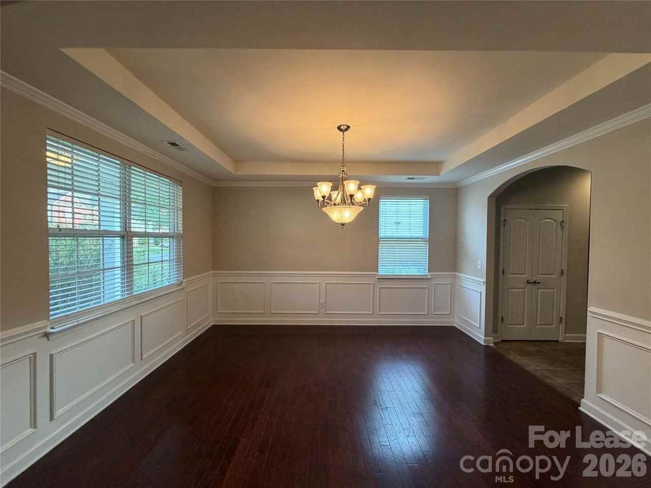 2002 Fripp Ln - Photo 2 of 15