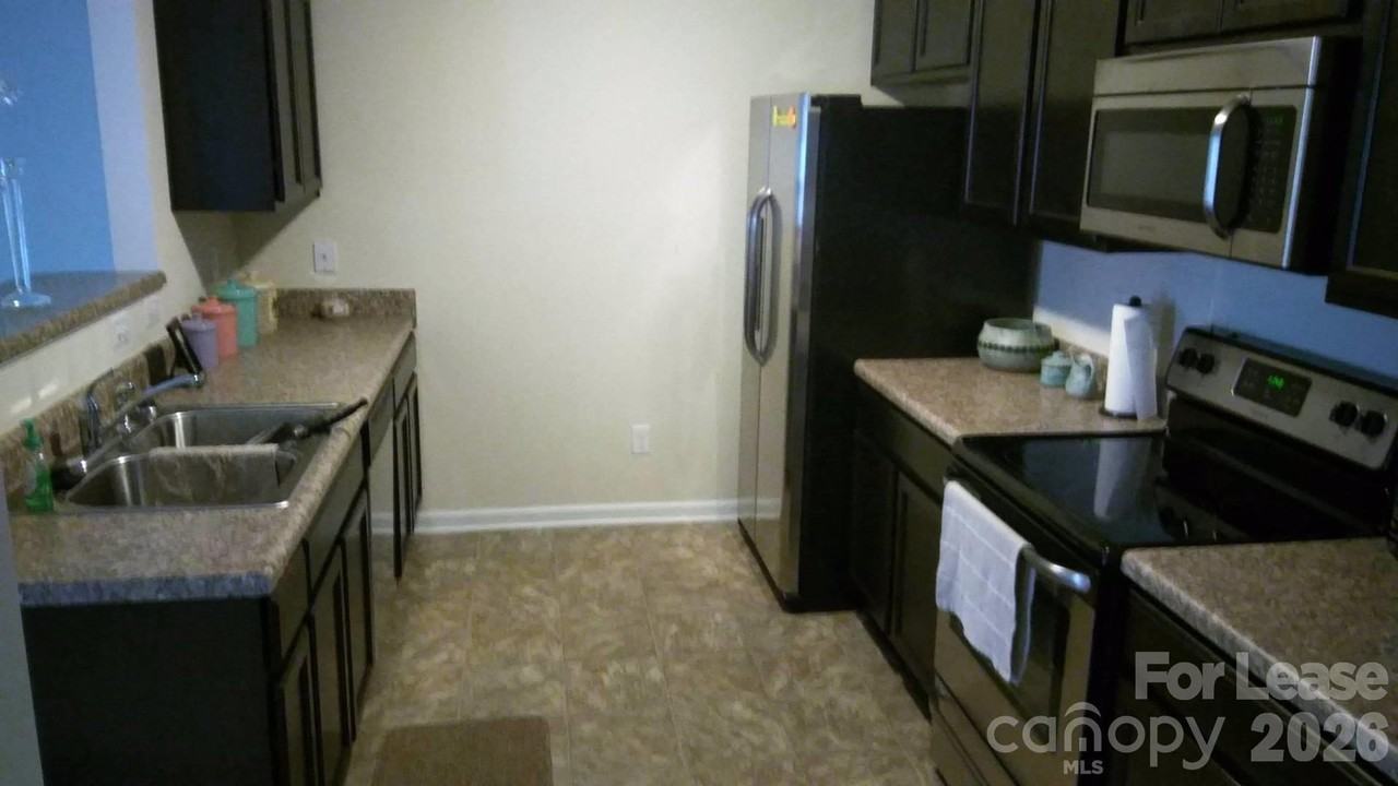 11312 Deer Chase Ln - Photo 2 of 10