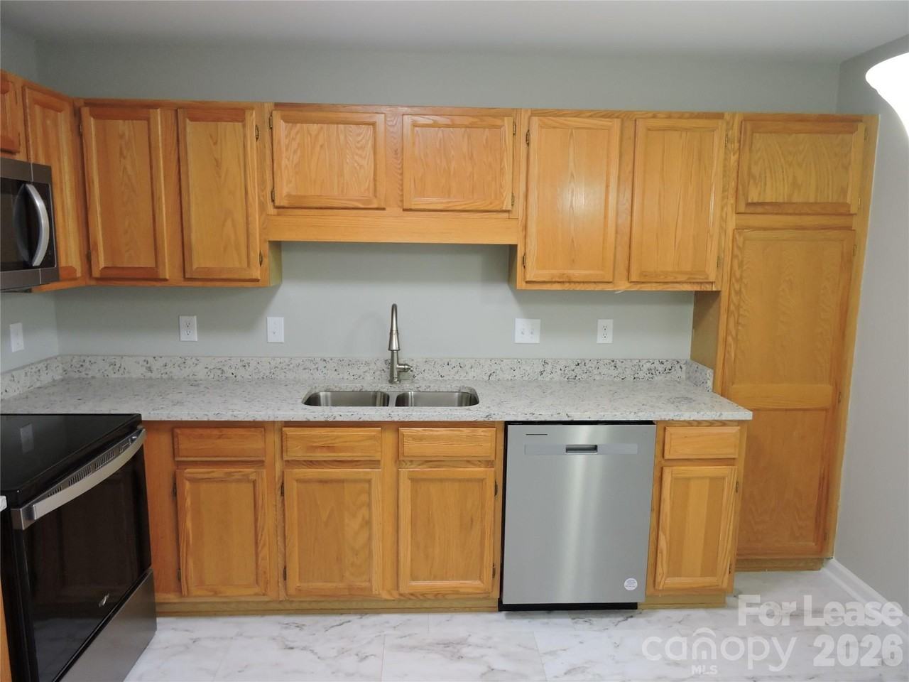 3903 Florham Pl - Photo 3 of 12