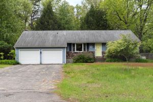 featured image of 37 Ichabod Ln
