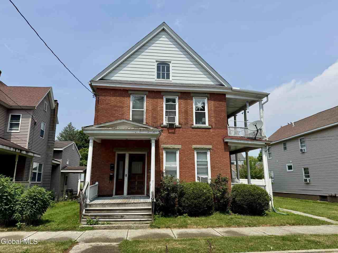 606 Broadway #1