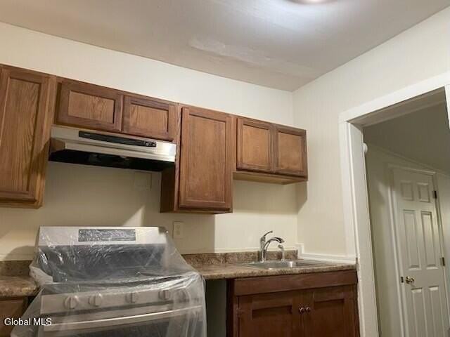 169 Broad St #4 - Photo 4 of 7