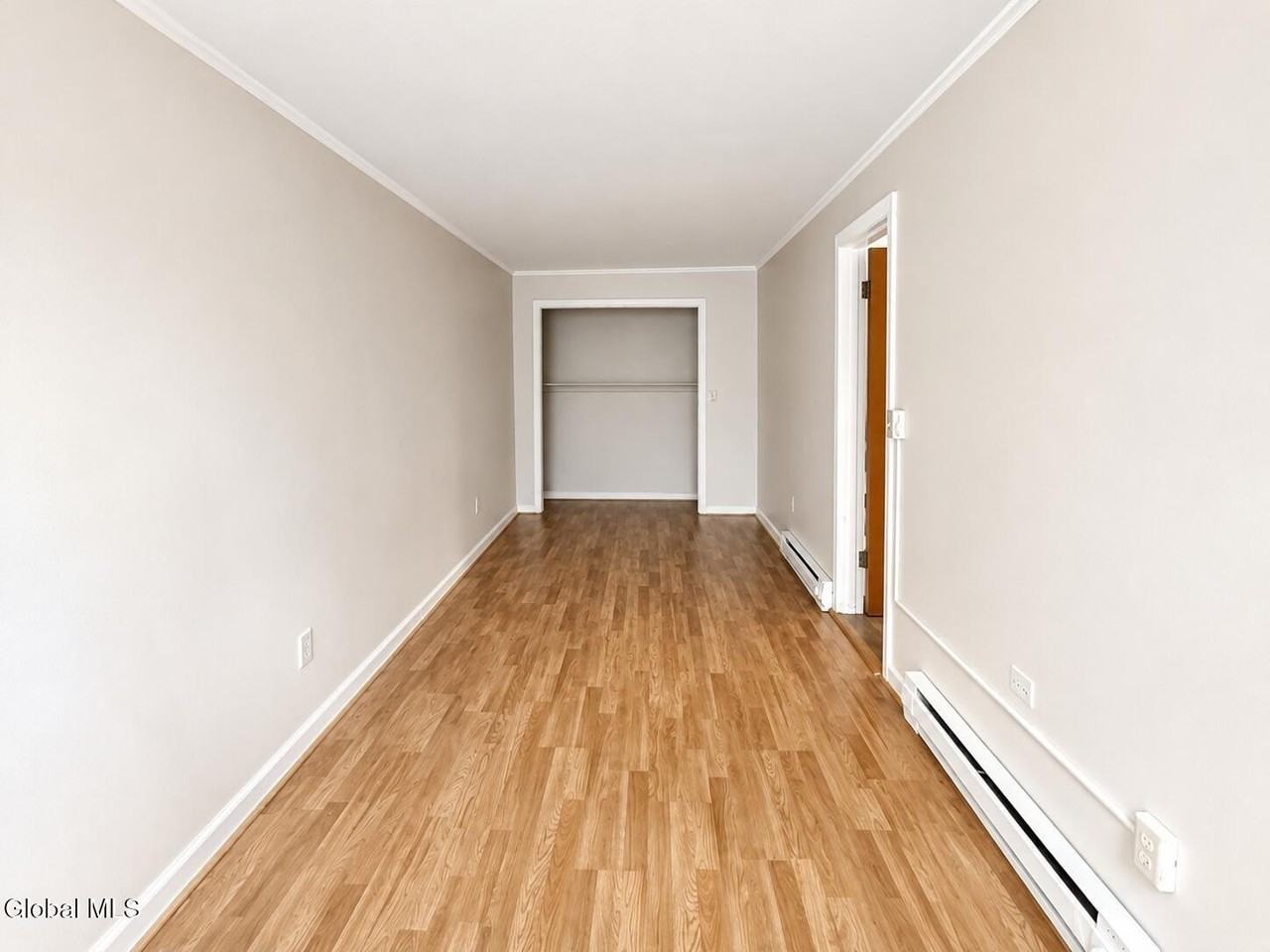 127 Grand St #2 - Photo 3 of 9