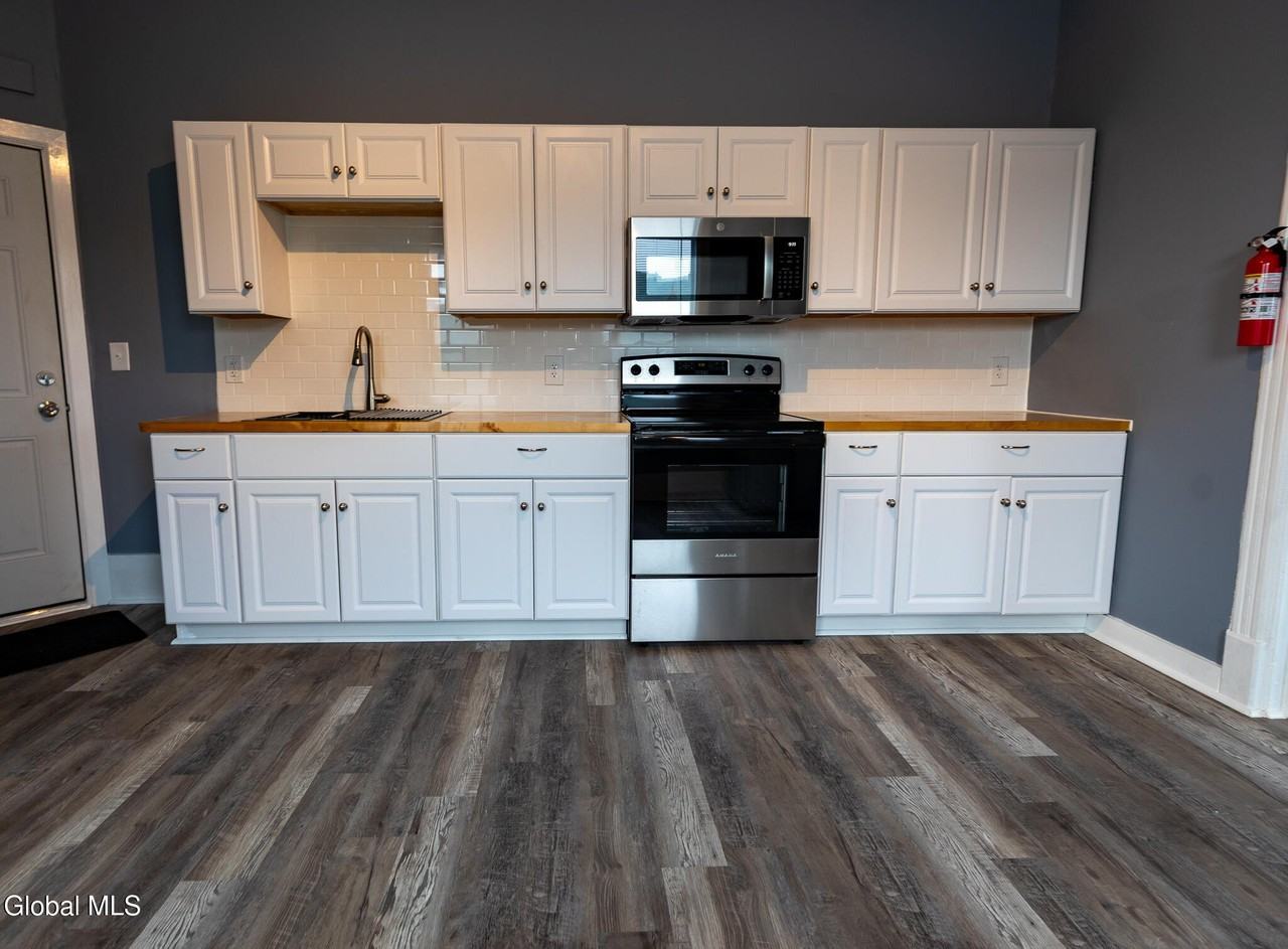 108 Division St #2 - Photo 4 of 14