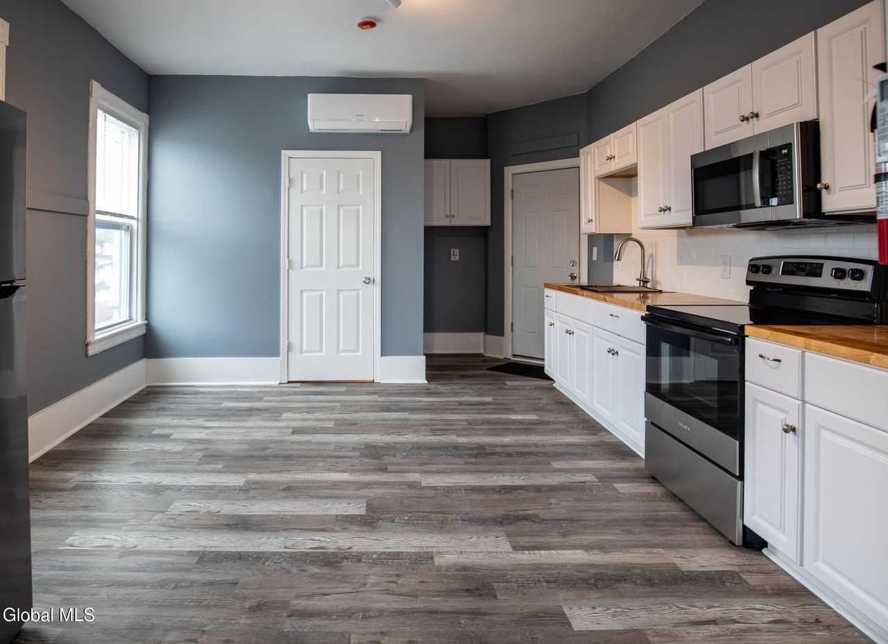 108 Division St #2 - Photo 5 of 14