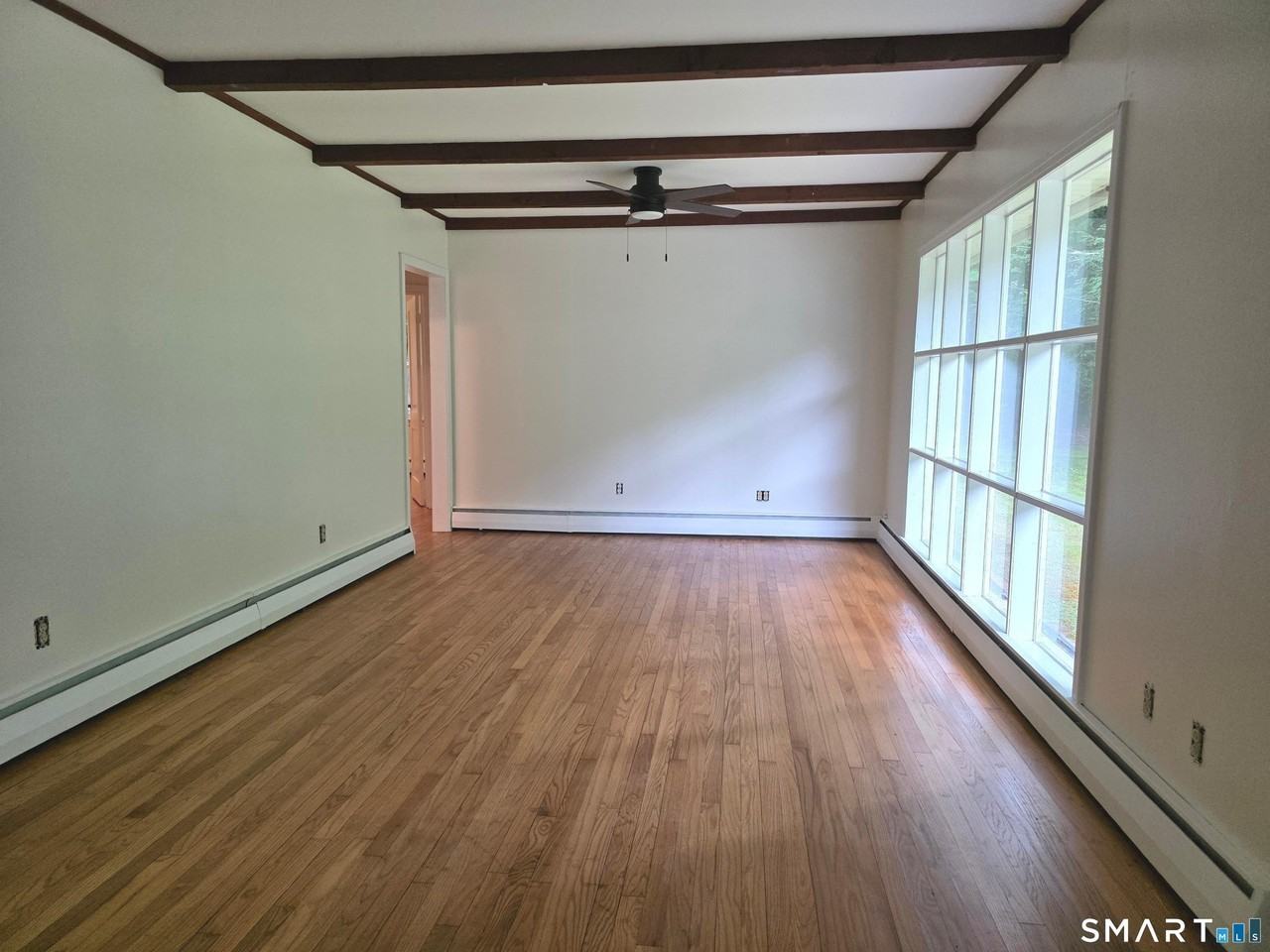 650 Main St N - Photo 6 of 16