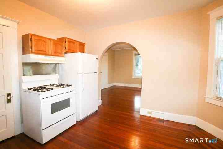 88 Riverview Ave - Photo 4 of 7