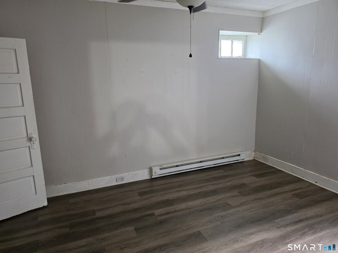 449 Wilson St - Photo 6 of 7