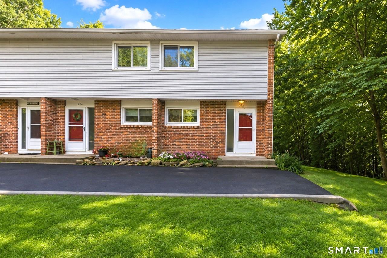 29 Anton Rd #D - Photo 3 of 40