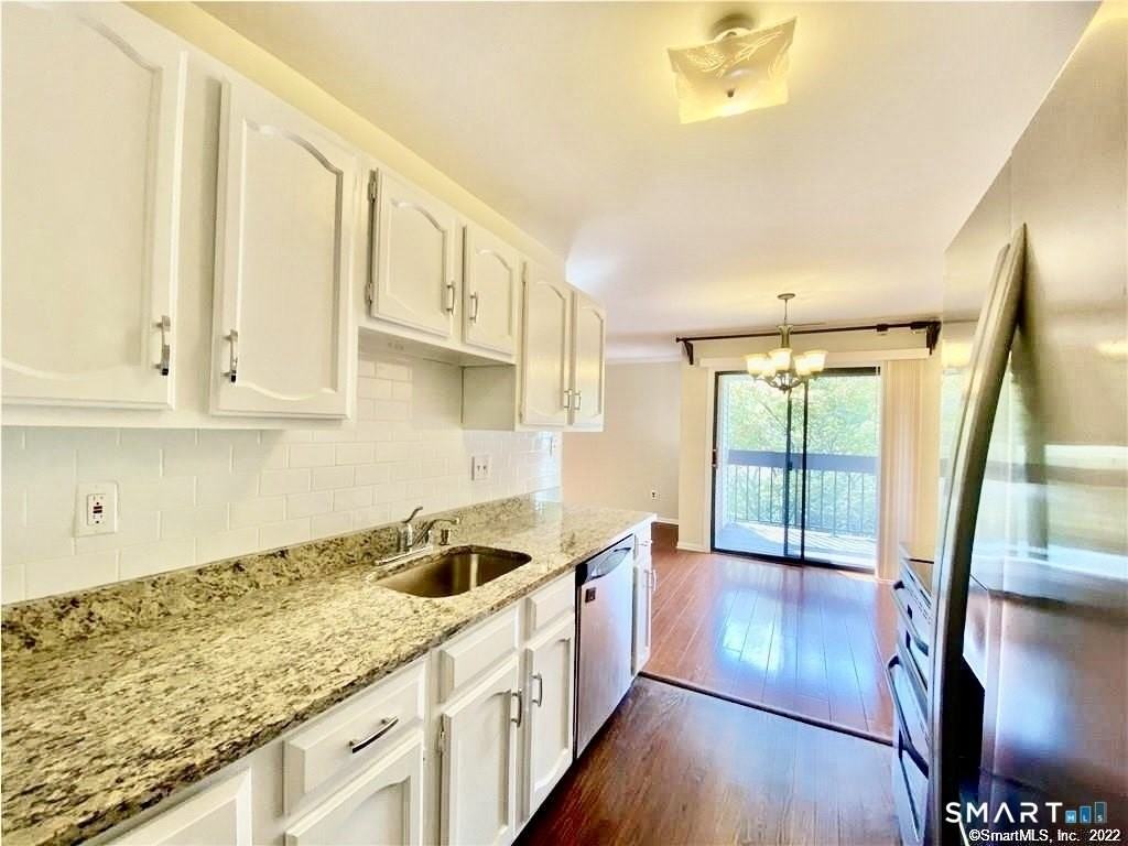 1 Valley Rd #205 - Photo 6 of 32