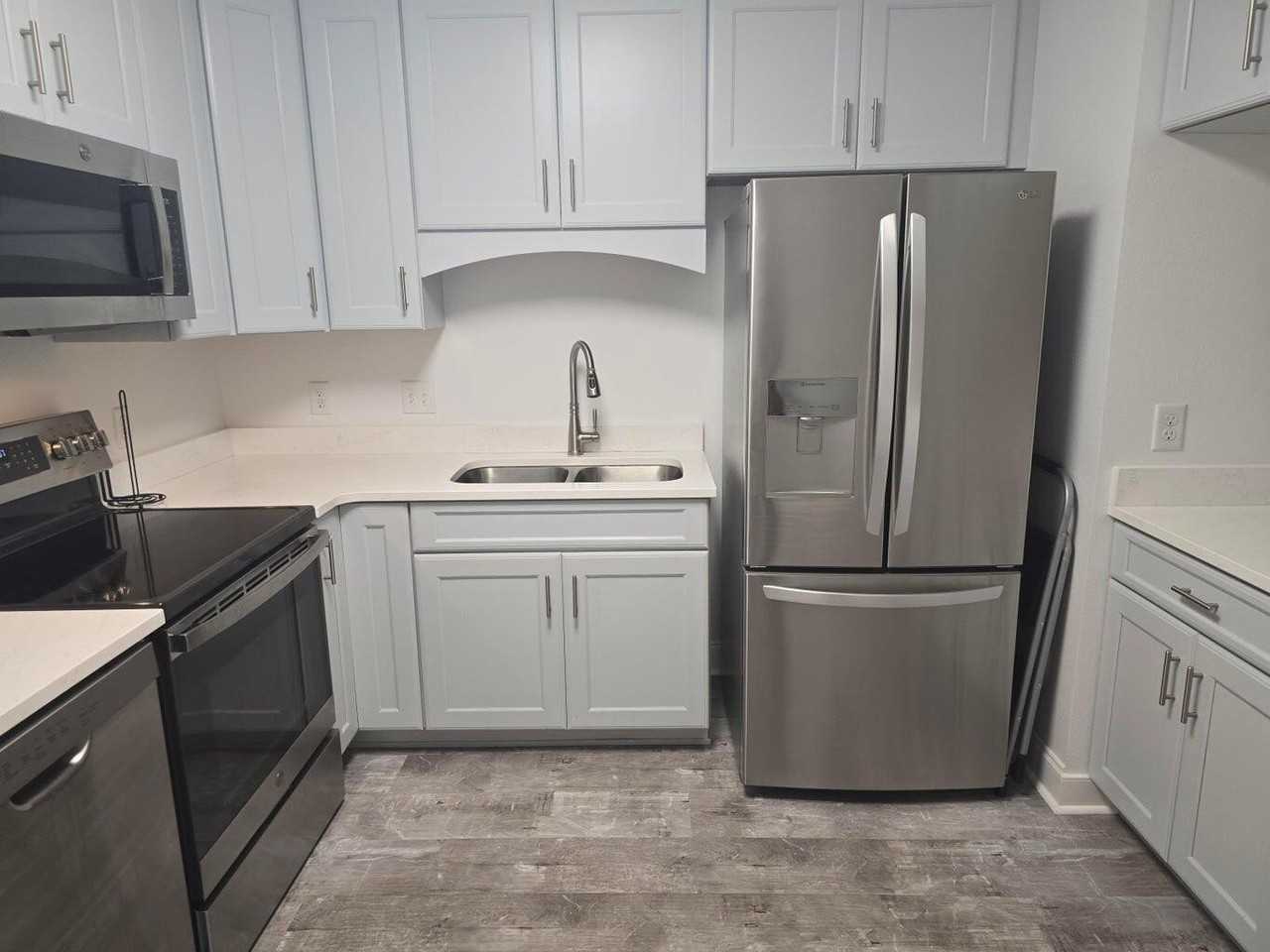 315 Bream Ave #207 - Photo 5 of 50