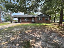 featured image of 1365 Greenock Ave