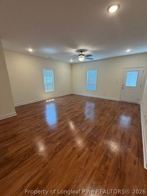 913 Linwood Ave - Photo 2 of 21