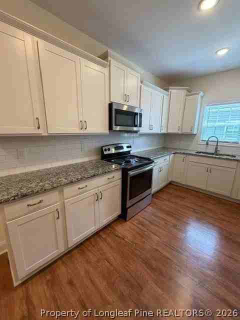 913 Linwood Ave - Photo 7 of 21