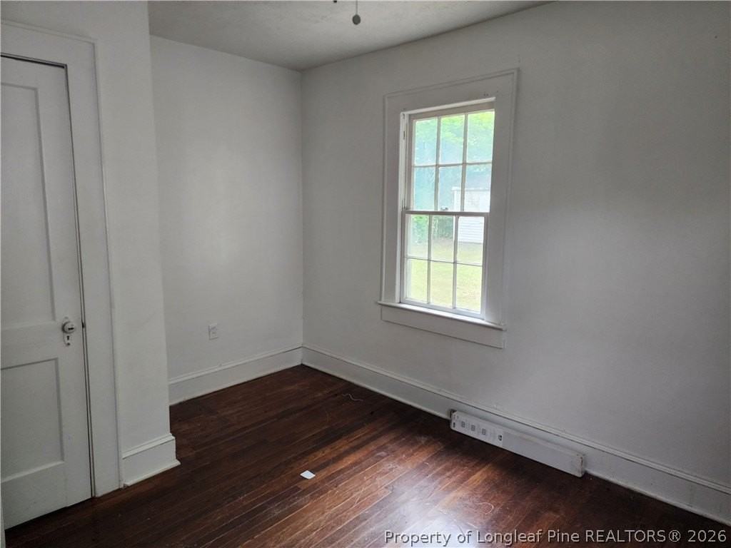 507 Edwards St - Photo 5 of 11