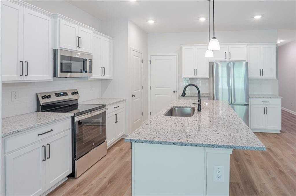 411 Summit View Ln - Photo 4 of 20