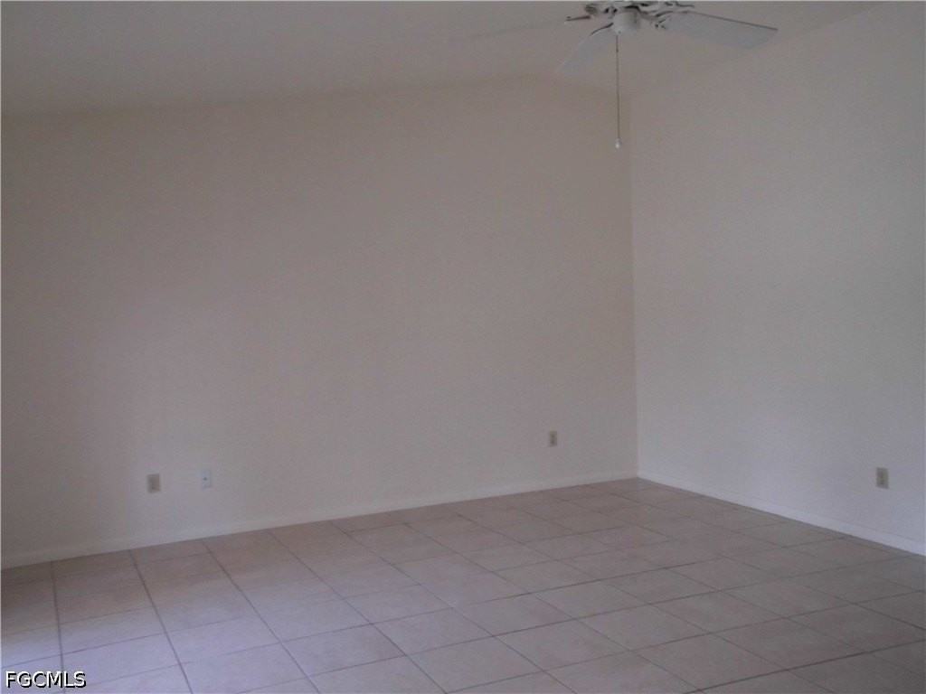 111 Doveside Ln - Photo 3 of 14