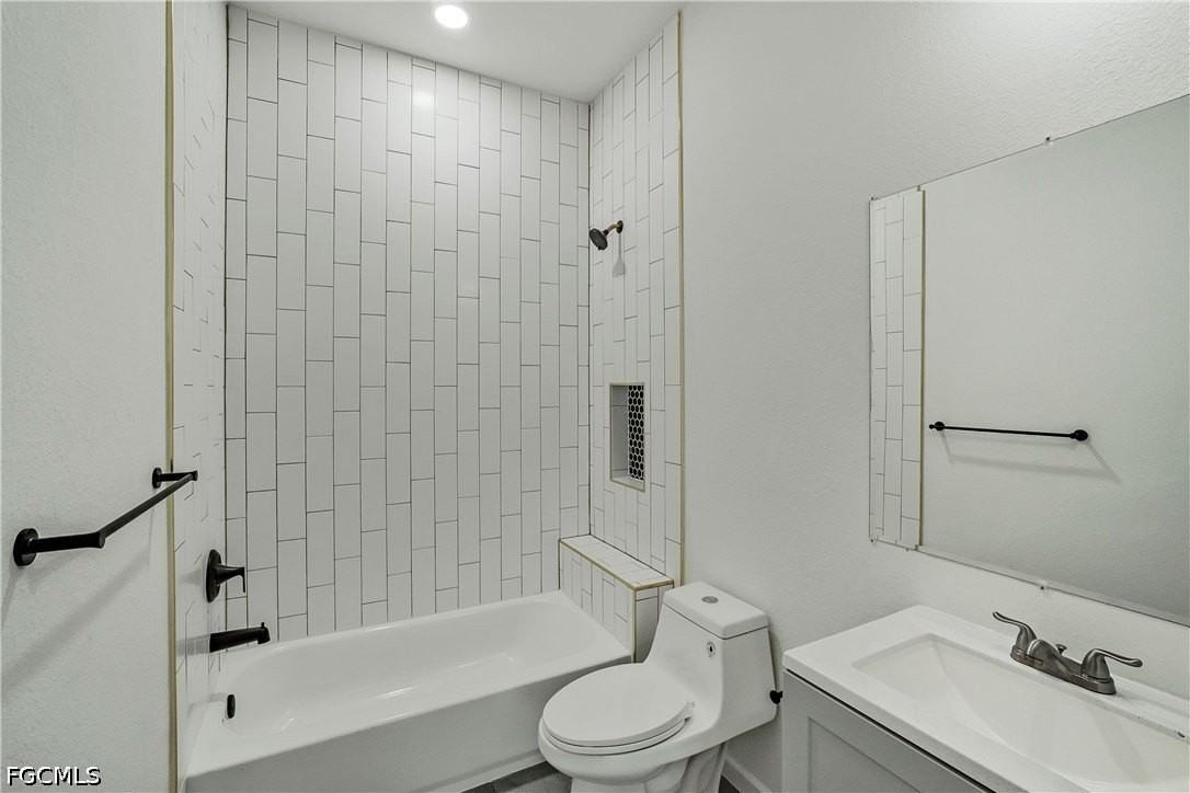 603 Hawthorne Ave S - Photo 7 of 23