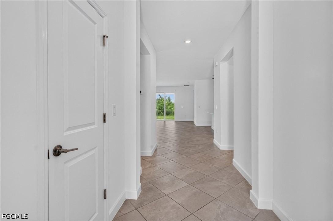 9156 Leatherwood Loop - Photo 3 of 44