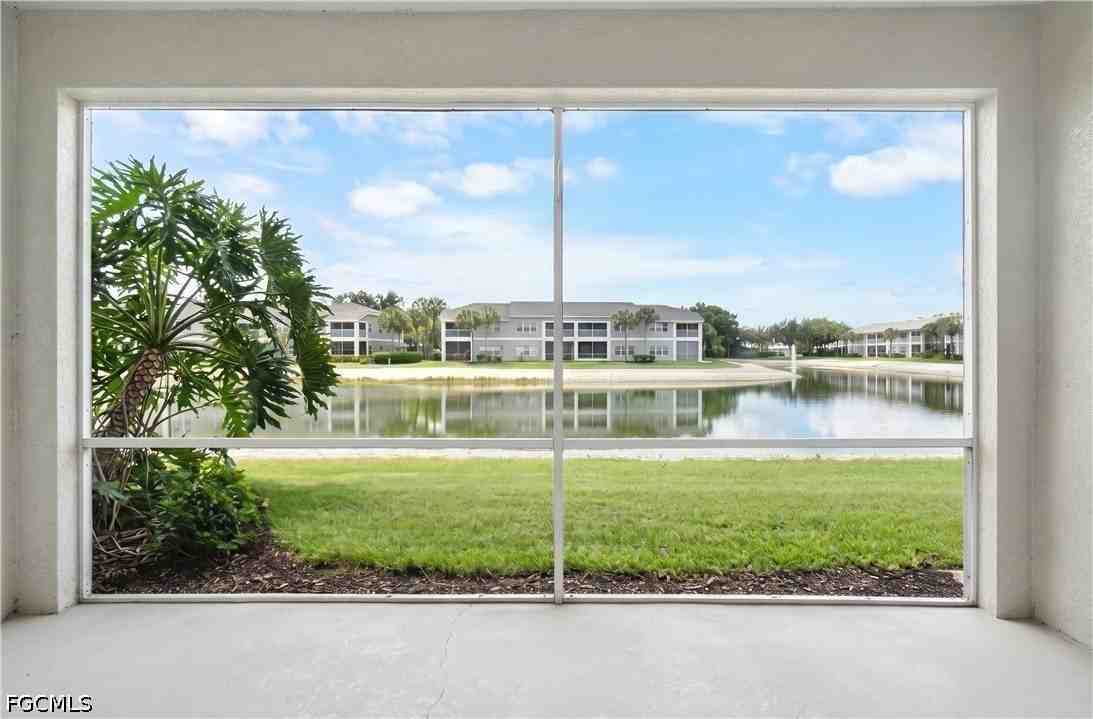 12141 Summergate Cir #102 - Photo 4 of 25