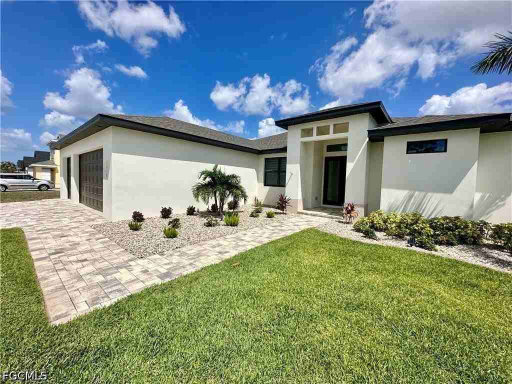 1219 Sw 29th St - Photo 4 of 30