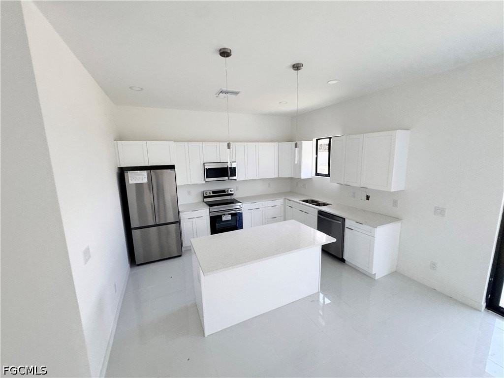 4012 Nw 22nd Ter - Photo 4 of 25