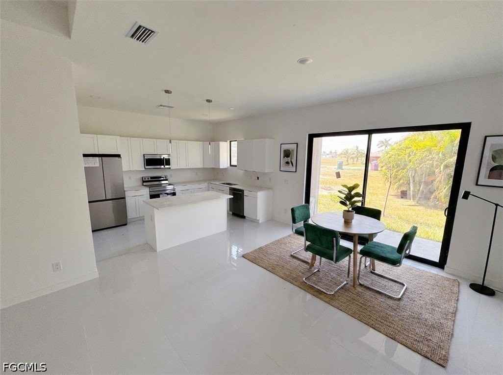 4012 Nw 22nd Ter - Photo 7 of 25