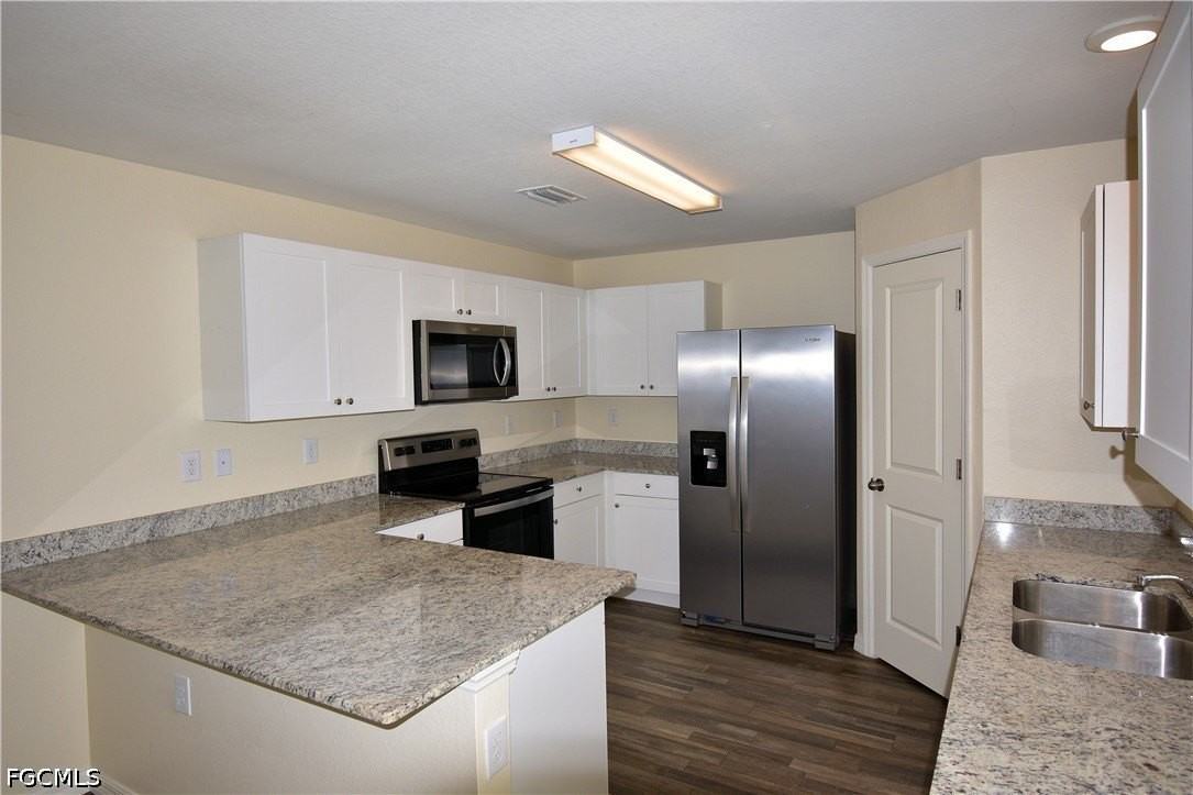 8 Nw 8th Ter - Photo 5 of 24