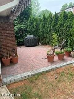 11 Rosewood Dr - Photo 2 of 4