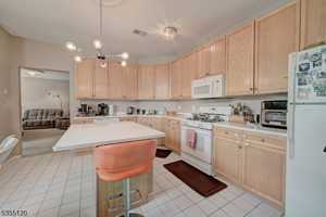featured image of 408 Kensington Ln