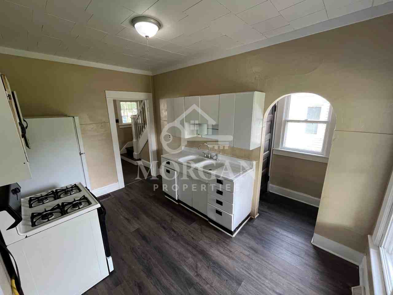 1310 S 21st St #1 - Photo 3 of 7