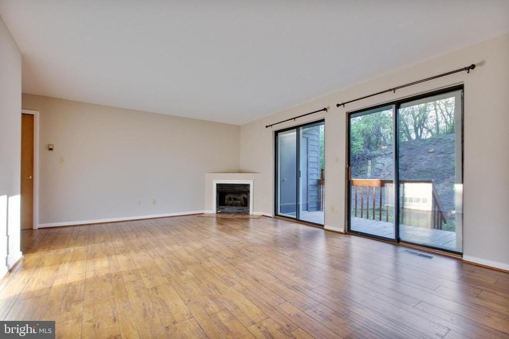 109 Foxfire Dr - Photo 4 of 29