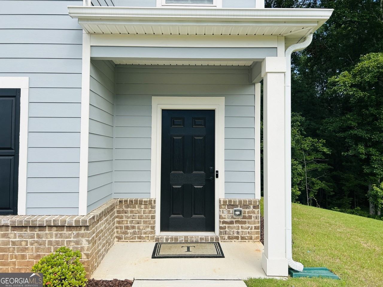 143 Chapel Hill Pkwy - Photo 4 of 42