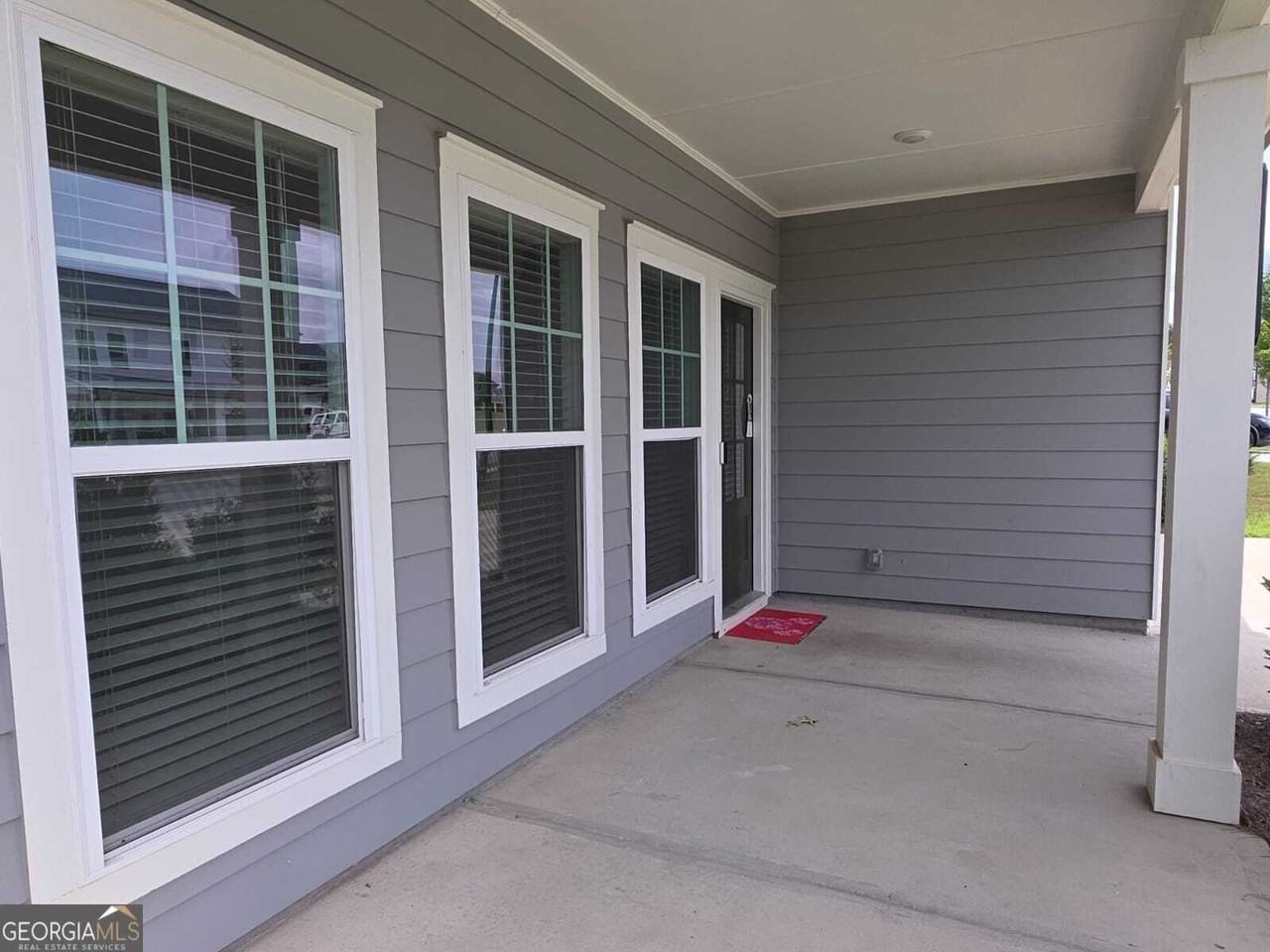 2048 Boxwood Cir - Photo 3 of 22