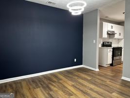 featured image of 9302 Fairington Ridge Cir