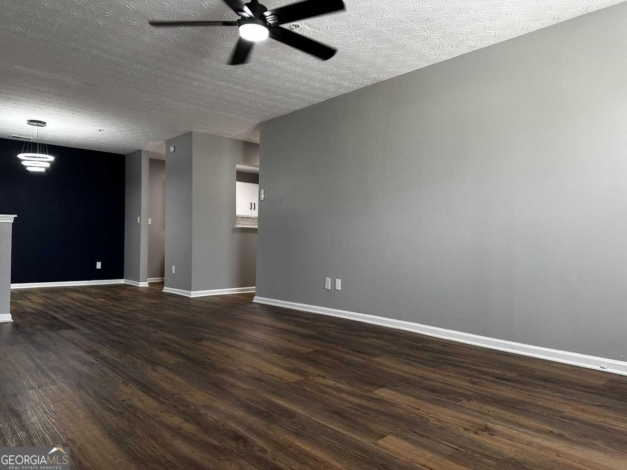 9302 Fairington Ridge Cir - Photo 2 of 15
