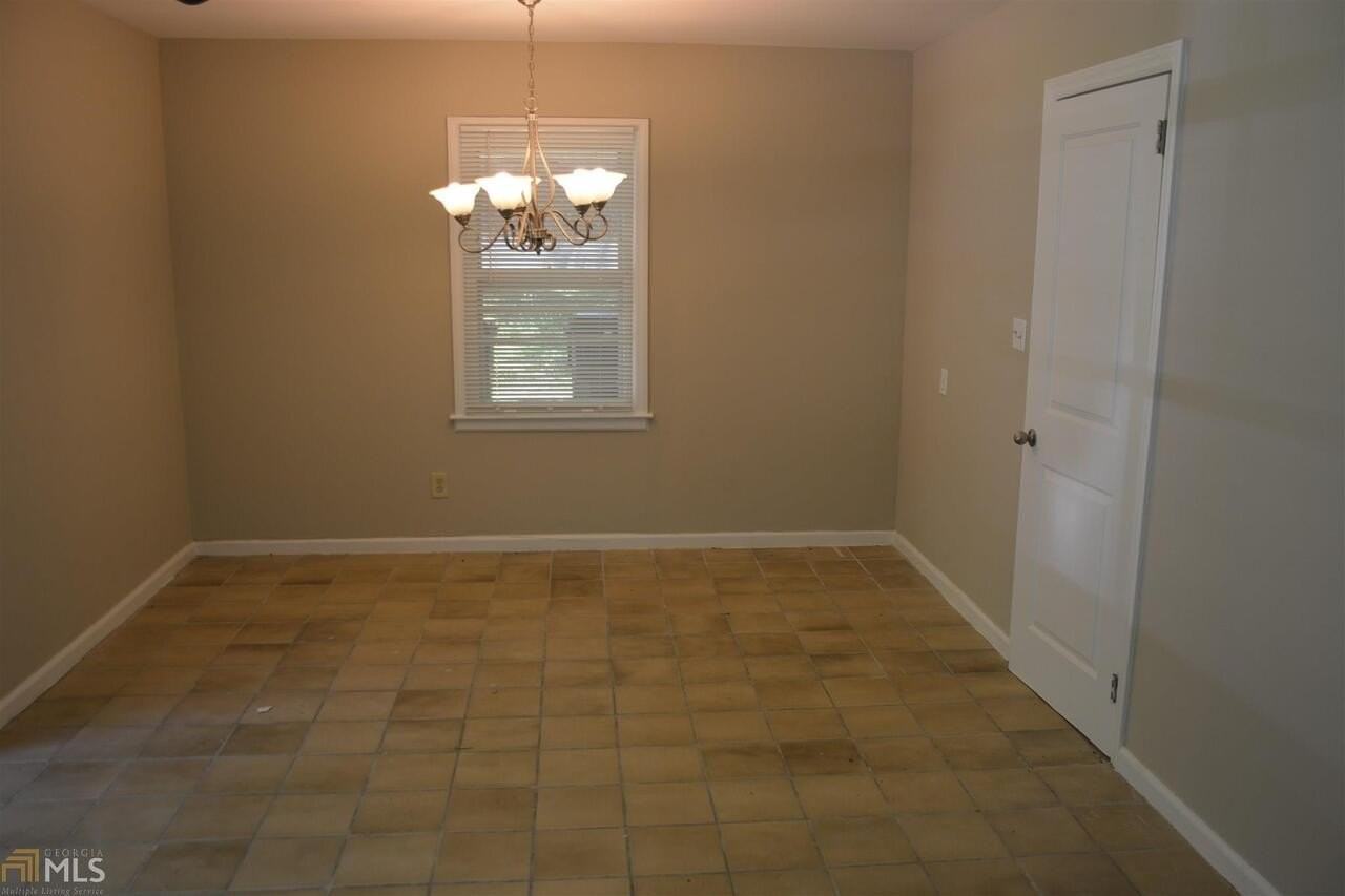 2336 Bonner Rd - Photo 4 of 11