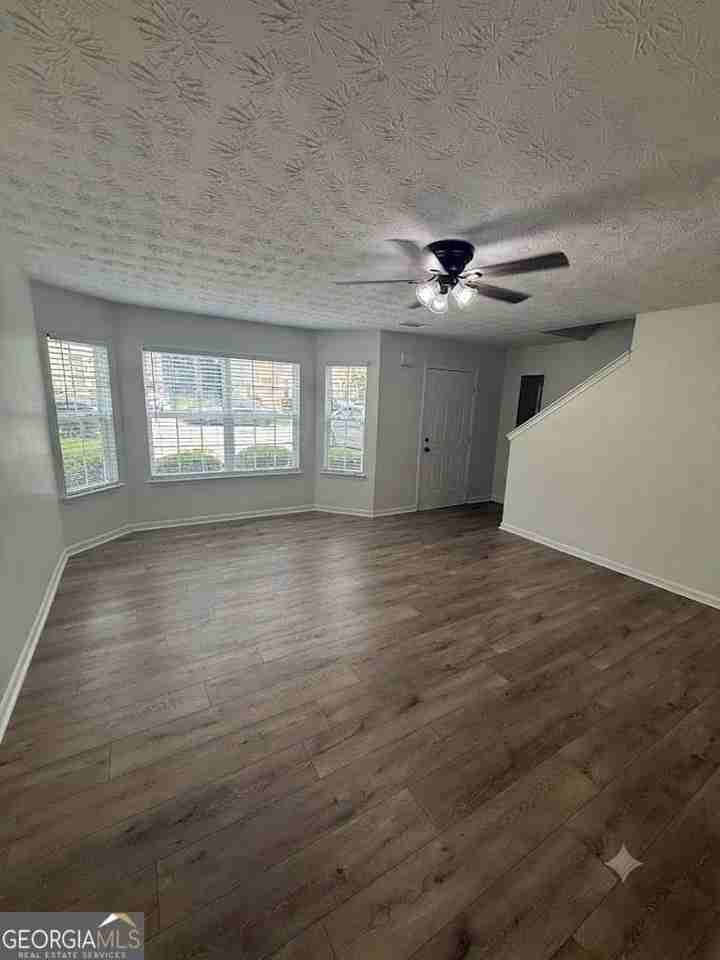 3001 Fields Dr - Photo 2 of 10