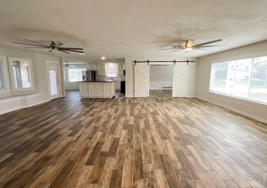 443 Bayou View Dr - Photo 6 of 23