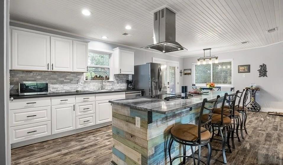 1214 Amanda - Photo 2 of 26