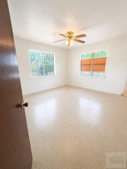 138 Midway Dr - Photo 3 of 10