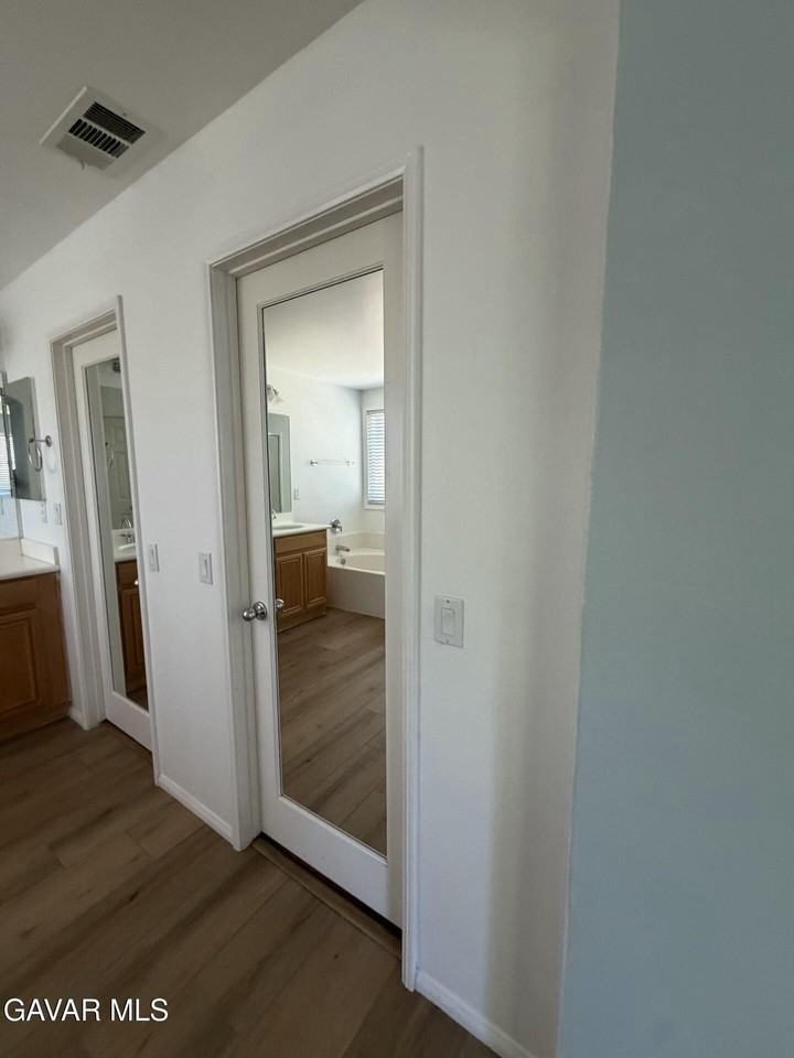4647 W Avenue J13 - Photo 5 of 17