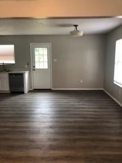 909 Dawes Rd - Photo 4 of 13