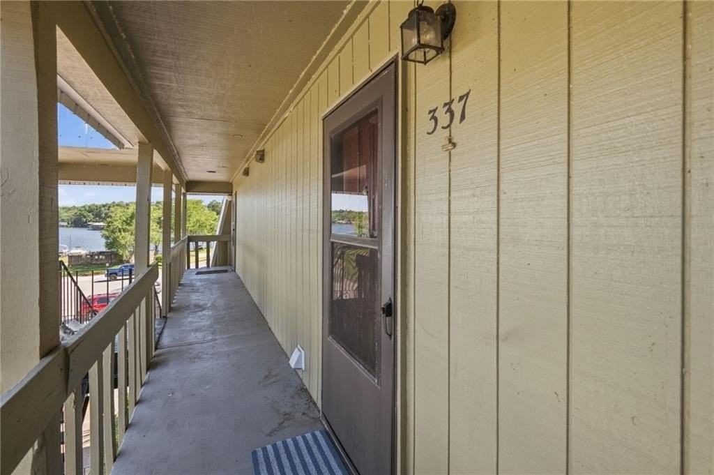 337 Riverbend Dr