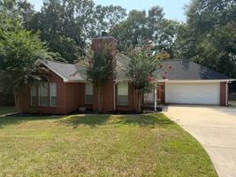 featured image of 2932 Lloyds Ln