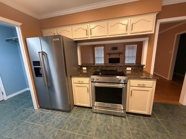 2932 Lloyds Ln - Photo 5 of 32