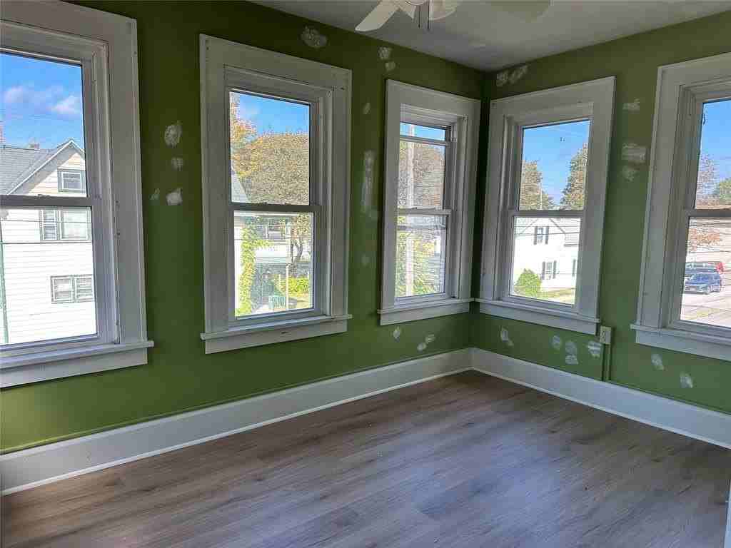 263 W 29th St - Photo 2 of 17