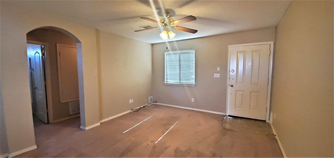 3408 Blue Earth Ln #C - Photo 5 of 24